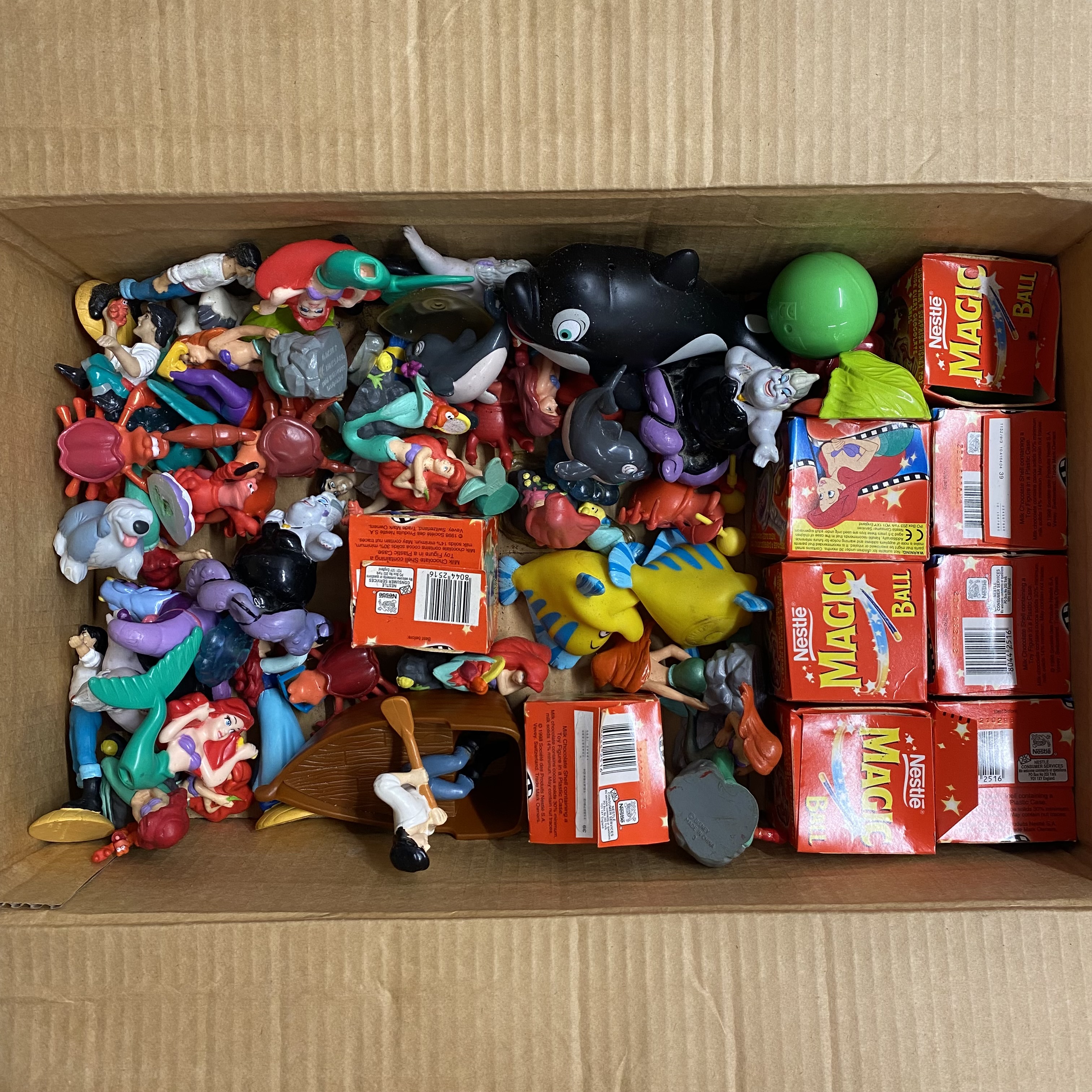 A box containing Disneys Mermaid characters. - Image 2 of 2