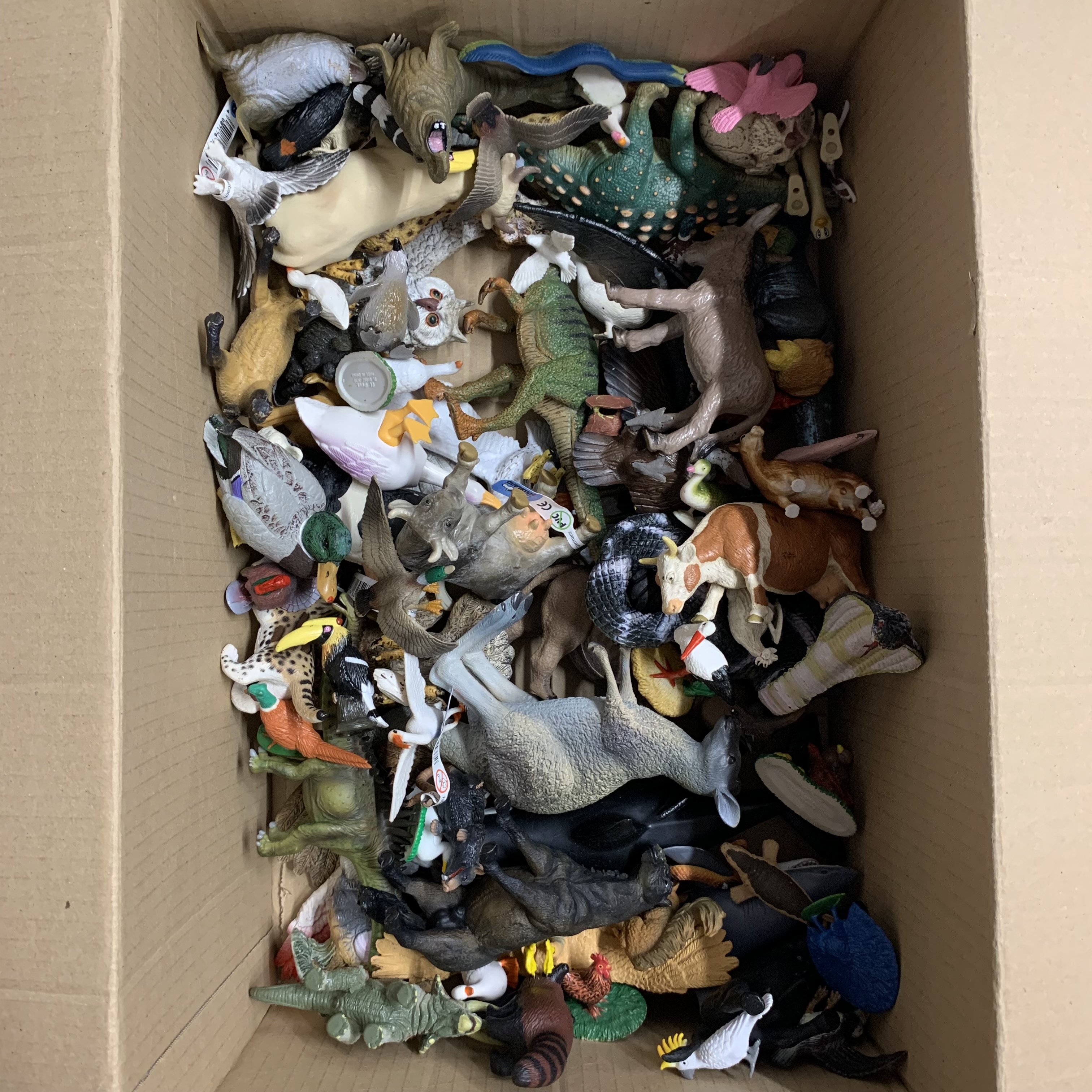 A quantity of various animals and figures including Bullyland etc. - Image 2 of 2