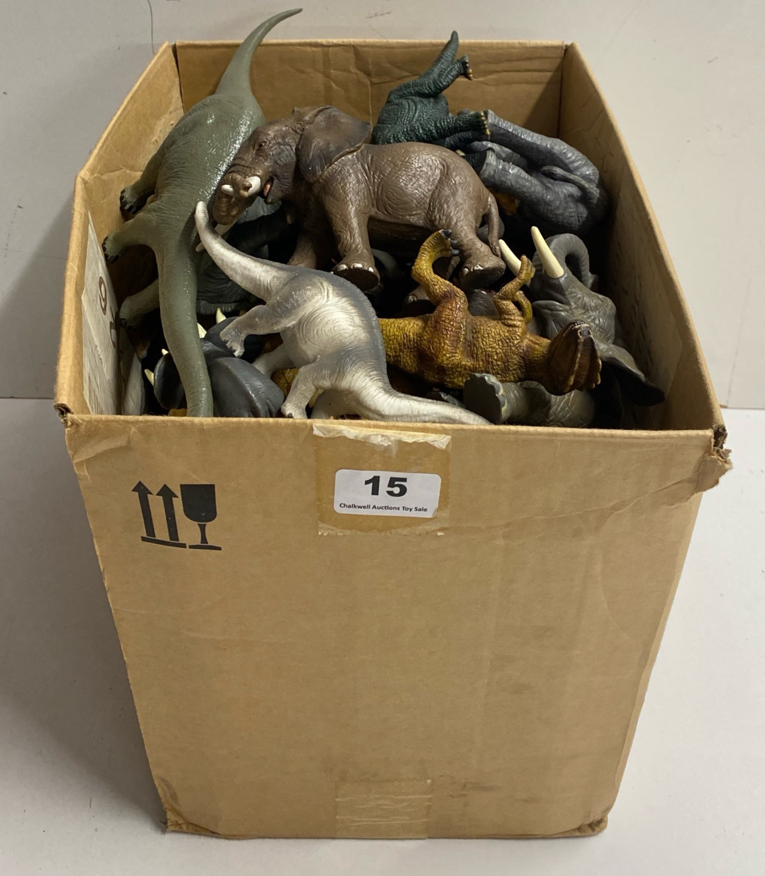 A quantity of mixed animals and dinosaurs by Schleich and others etc. - Image 2 of 2