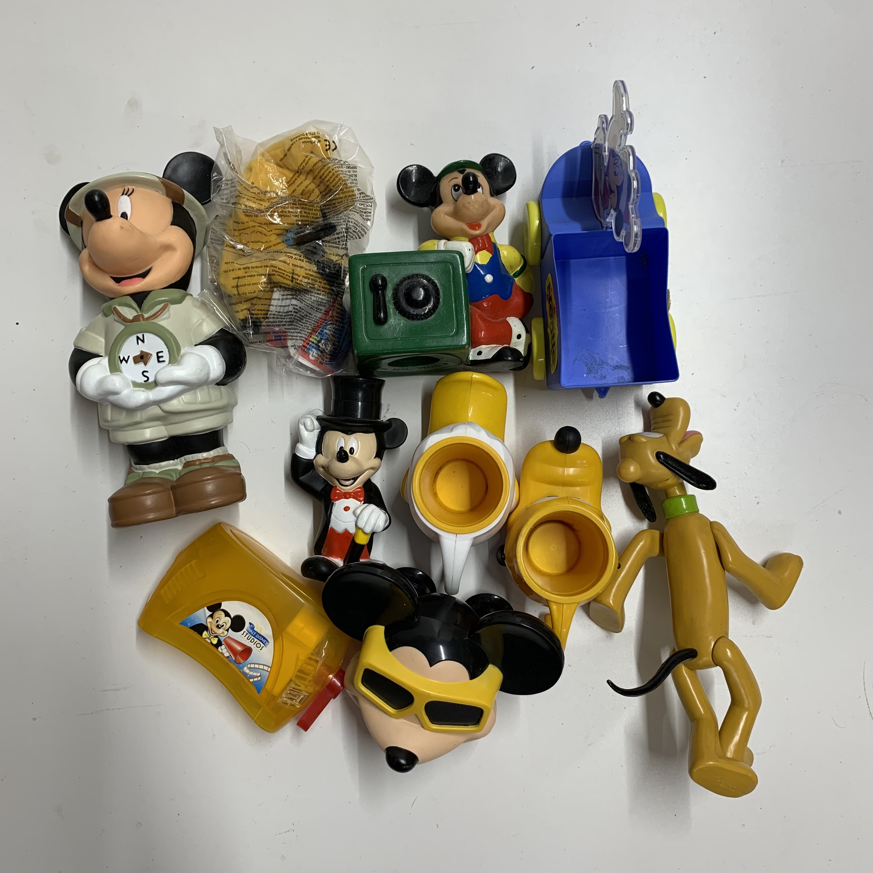 A quantity of Disney Mickey Mouse items.