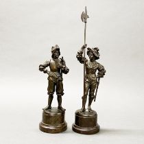 A pair of early 20thC bronze figures of medieval soldiers, Tallest 36cm.