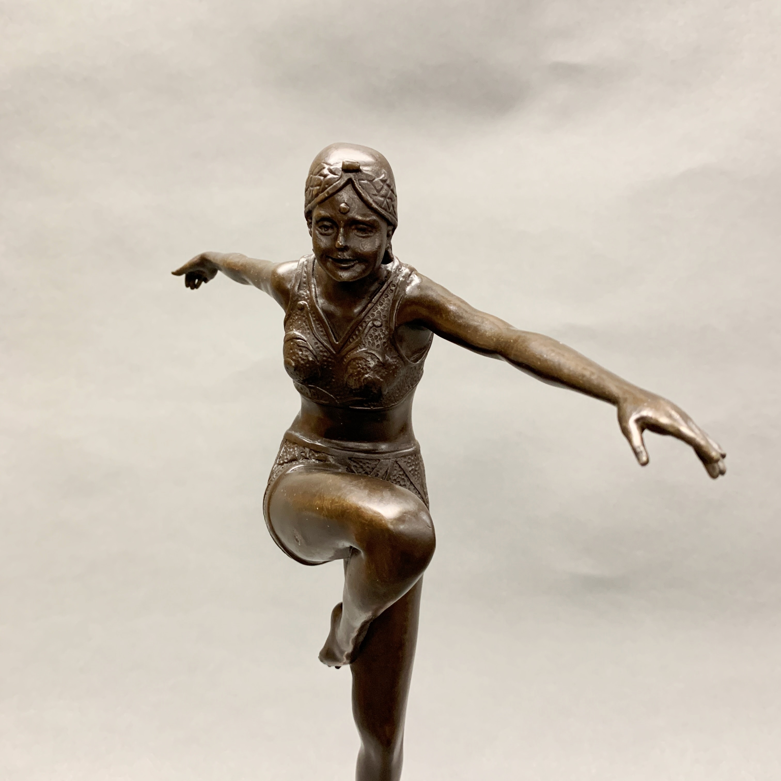 An Art Deco style bronze figure of a dancer on a marble base, H. 55cm. - Image 4 of 4