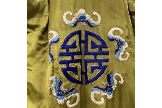 An antique hand embroided Chinese silk robe. - Image 6 of 6