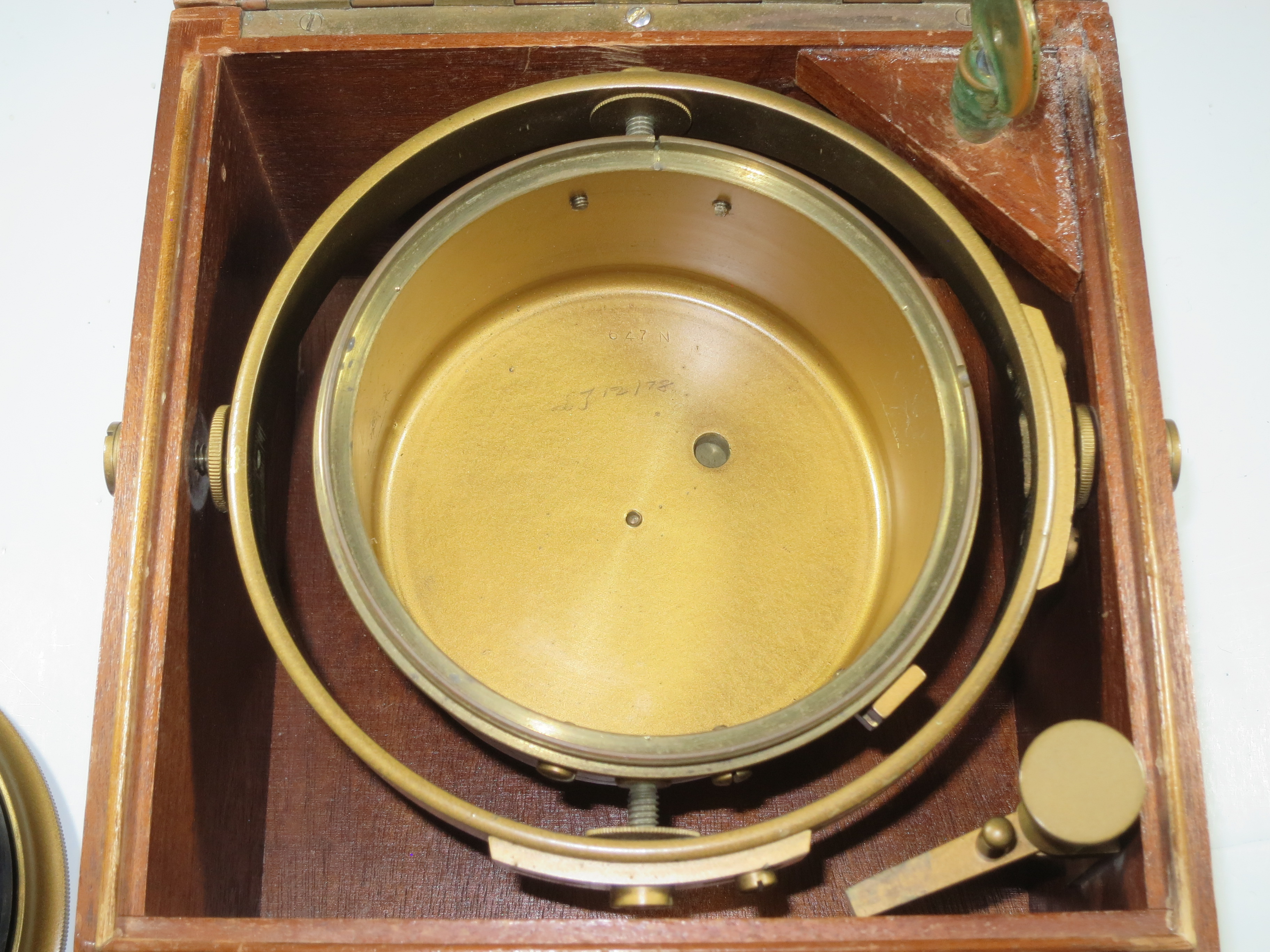 AN EIGHT-DAY MARINE CHRONOMETER BY THOMAS MERCER, ST. ALBANS, NO. 647N, CIRCA 1962 - Image 7 of 13