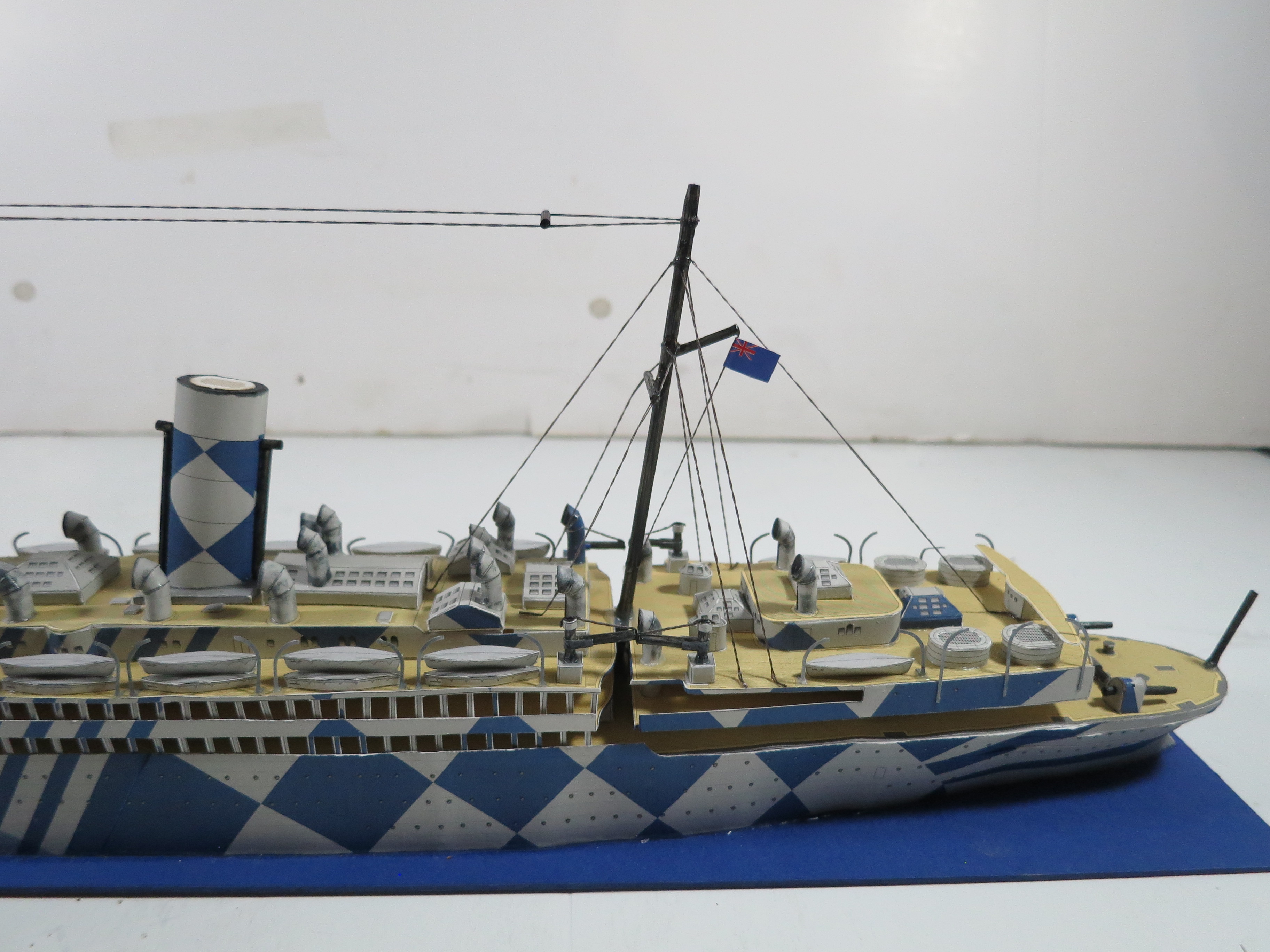 A FINE BUILDER'S MODEL FOR THE R.M.S. 'AQUITANIA', CONSTRUCTED BY JOHN BROWN & CO., CLYDEBANK FOR - Image 16 of 17