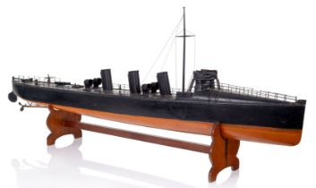 AN ELECTRIC POND MODEL FOR A TORPEDO BOAT OF CIRCA 1890, MODELLED CIRCA 1920