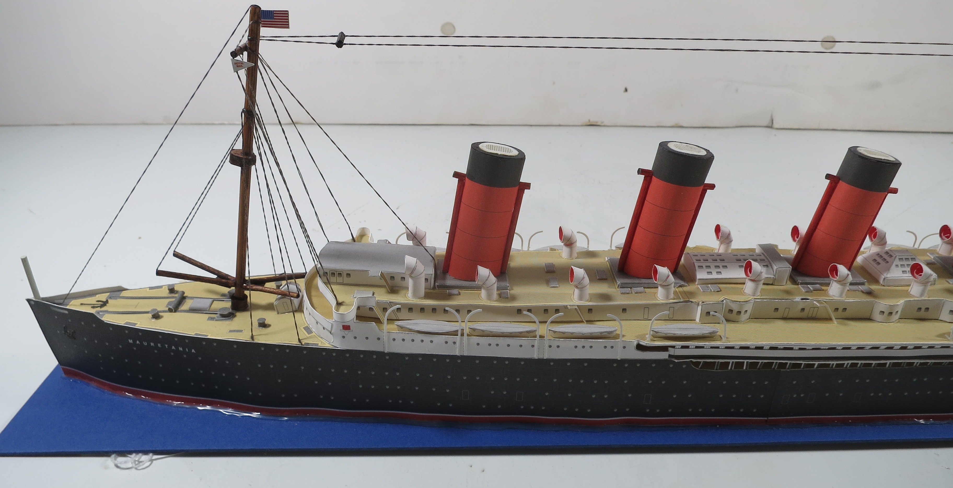 A FINE BUILDER'S MODEL FOR THE R.M.S. 'AQUITANIA', CONSTRUCTED BY JOHN BROWN & CO., CLYDEBANK FOR - Image 10 of 17