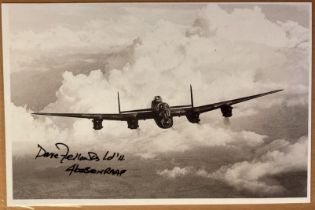 WW2 W/O Dave Fellows 460 sqn signed 6 x 4 inch Lancaster in flight picture. Bomber Command