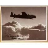 WW2 W/O Dave Fellows 460 sqn signed 6 x 4 inch Lancaster in flight picture. Bomber Command
