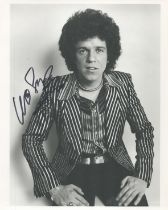 Leo Sayer signed 10x8 black and white photo. Sayer is an English-Australian singer-songwriter,