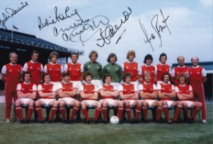 Football Autographed Arsenal 12 X 8 Photograph: Colour, Depicting A Superb Image Showing Arsenal