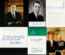 POLITICS Collection of 5 signatures and pictures including names of Teddy Kollek, Mauno Koivisto,