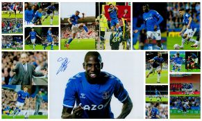 Sport Everton collection of 22 signed 12x8 inch colour photos includes some great names such as