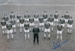 Autographed DUNCAN McKenzie 12 x 8 Photograph : B/W, depicting a wonderful image showing Everton