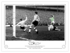 Autographed BERTIE AULD 16 x 12 Limited Edition : BERTIE AULD scores his second goal in Celtic's