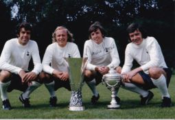 Autographed MARTIN PETERS 12 x 8 Photograph : Col, depicting a superb image showing Tottenham's