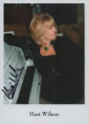 Mari Wilson signed colour photo. Singer. (signature slightly smudge) 7 x 5 Inch. Good condition. All