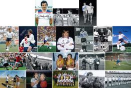 Autographed England 12 X 8 Photos 1950s - 1980s : A Superb Lot Of 20 Photos Depicting Former