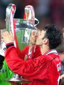 Autographed Ryan Giggs 1999 - 16 X 12 Photo : Col, Depicting A Wonderful Image Showing Manchester