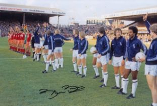 Football autograph BRENDON BATSON 12 x 8 Photo : Col, depicting West Bromwich Albion players