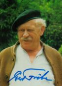 Gert Frobe signed 6x4 inch colour photo. Good condition. All autographs come with a Certificate of