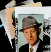 Alec Guinness collection 5, fantastic, assorted photos include 1 signed and four unsigned