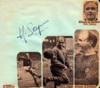 Alfredo Di Stefano signed 6x5 inch album page includes 4 black and white newspaper photos of the