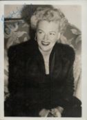 Gracie Fields signed 7x5 inch vintage black and white photo. Good condition. All autographs come