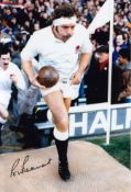 Autographed BILL BEAUMONT 12 x 8 Photo : Col, depicting England captain BILL BEAUMONT leading his
