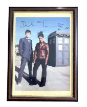 David Tennant signed 13x10 inch overall framed and mounted Dr Who colour photo. Good condition.