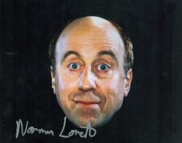 Norman Lovett signed 10x8 inch Red Dwarf colour photo. Good condition. All autographs come with a