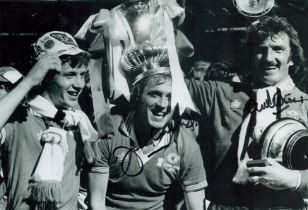 Football Man Utd Players Alec Stepney and Jimmy Greenhoff signed 12 x 8 b/w FA Cup celebration