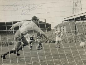 Football Celtic legend Steve Chalmers signed ORIGINAL 1967 Celtic V Aberdeen League Cup final photo,