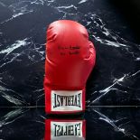 Brian London signed red Everlast boxing glove. Brian Sidney Harper (19 June 1934 - 23 June 2021),