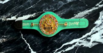 Roberto Duran signed WBC replica mini belt. Good condition. All autographs come with a Certificate