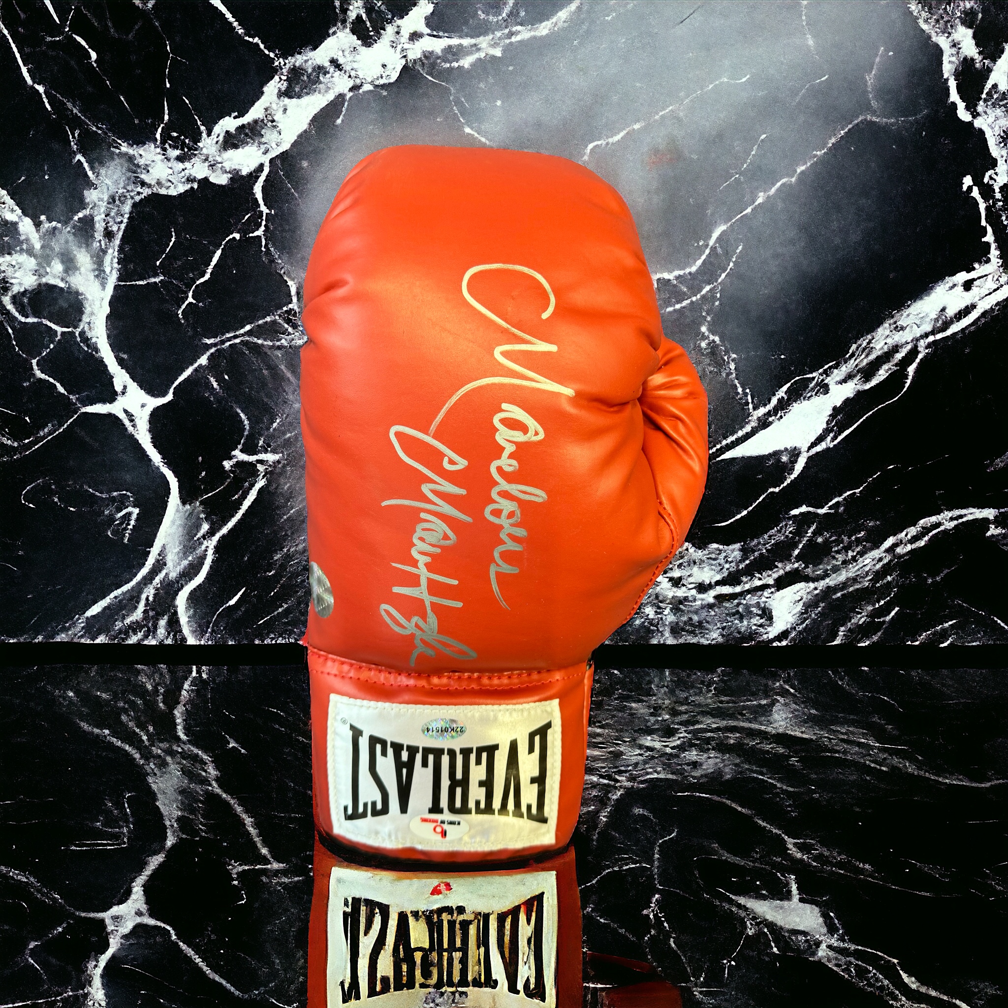 Marvelous Marvin Hagler signed red Everlast boxing glove. Marvelous Marvin Hagler (born Marvin