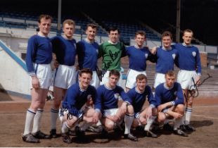 Autographed LEICESTER CITY 12 x 8 Photo : Col, depicting a wonderful image showing Leicester City'