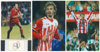 FOOTBALL of 3 x Collection. Manolo Gabiadinni Southampton Signed 12 x 8 inch football photo.