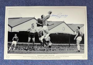 Harry Gregg signed 16x12 Manchester United v Wolves 1958 black and white print. Manchester United'