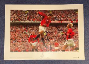 Ruud Van Nistelrooy Man United signed 16 x 23 big blue tube print coloured photo. Photo shows