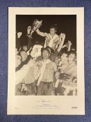 Ron Harris signed 16 x 23 black and white limited-edition print. Print shows 1971 European Cup