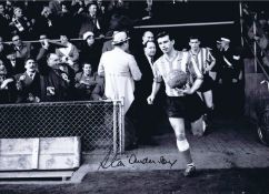 Autographed STAN ANDERSON 16 x 12 Photo : B/W, depicting Sunderland captain & right-half STAN