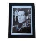 Boxing Henry Maske signed 8x6 inch framed and mounted black and white photo. Good Condition. All