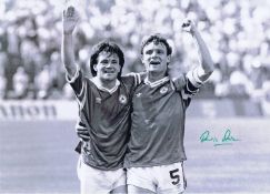 Autographed KEVIN MORAN 16 x 12 Photo : B/W, depicting a superb image showing Ireland's Ray Houghton