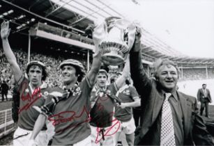 Autographed MAN UNITED 12 x 8 Photo : B/W, depicting STUART PEARSON and manager Tommy Docherty