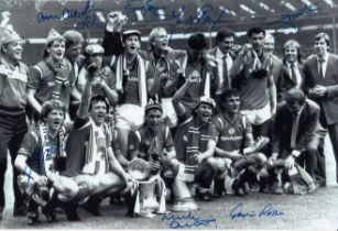 Autographed MAN UNITED 12 x 8 Photo : B/W, depicting Man United players celebrating with the FA