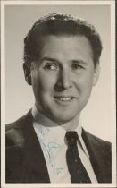 Anthony Quayle signed 6x4inch black and white photo. Good condition. All autographs come with a