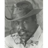 Richard Roundtree signed black and white photo. Dedicated. Measures 8"x10" appx. Good condition. All