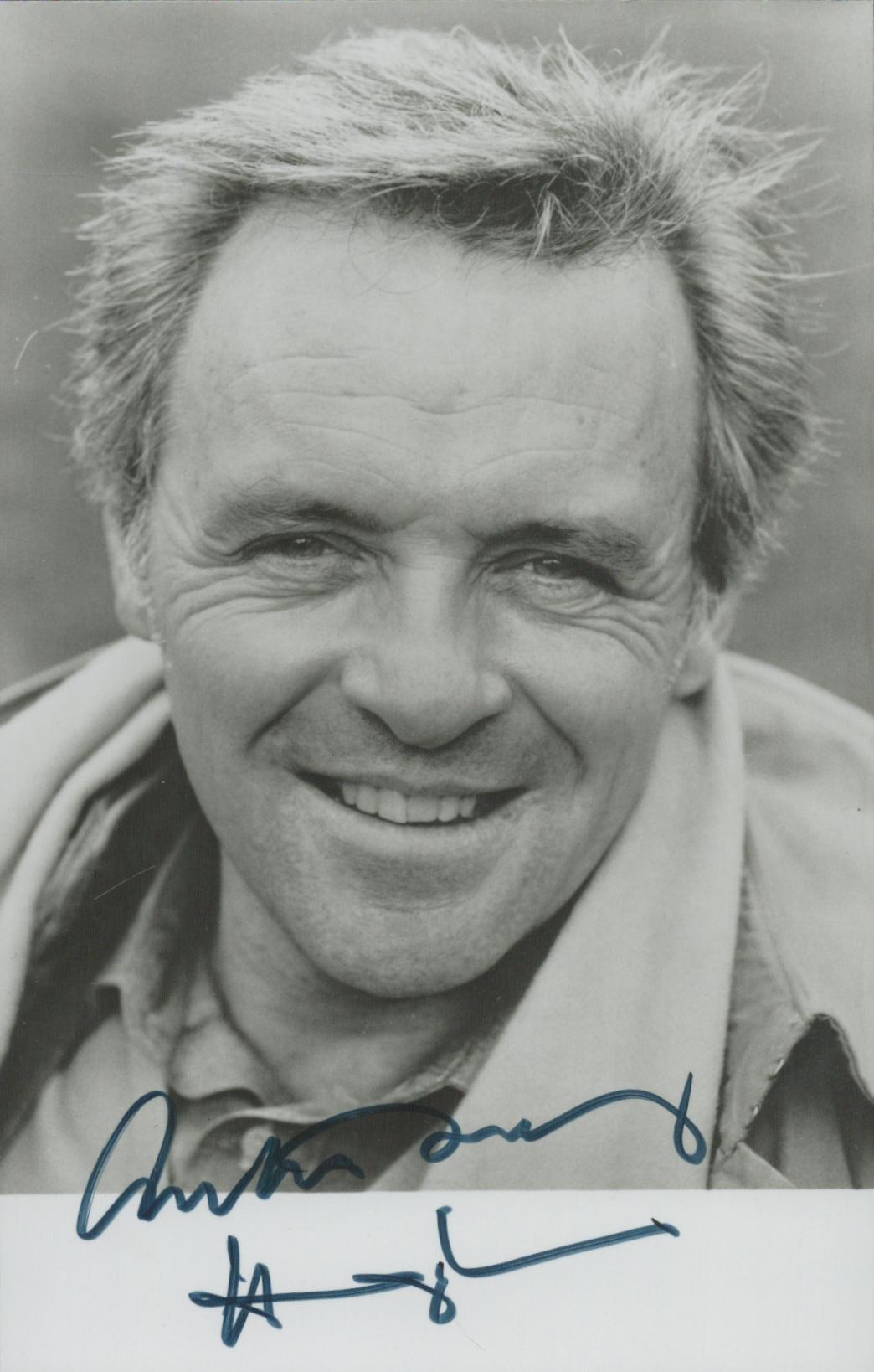 Anthony Hopkins signed 6x4 inch black and white photo. Good Condition. All autographs come with a