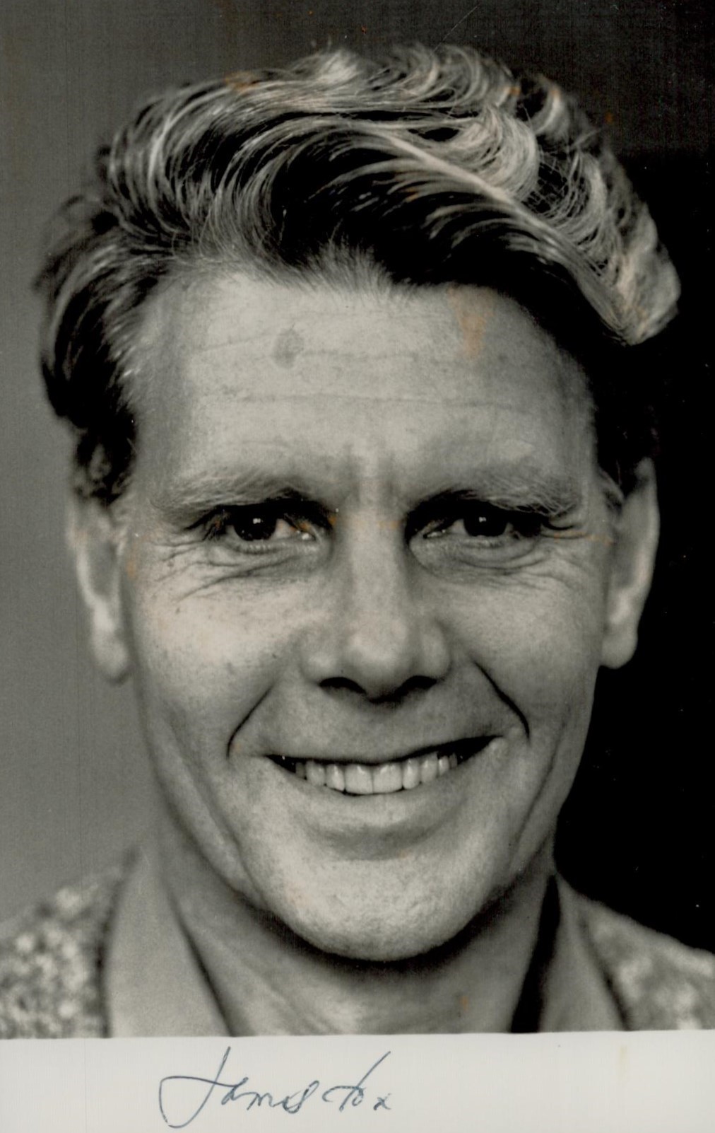 James Fox signed black & white photo 5.5x3.5 Inch. Is an English actor. He won a BAFTA Award for